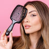 Tendra™ Detangling Brush